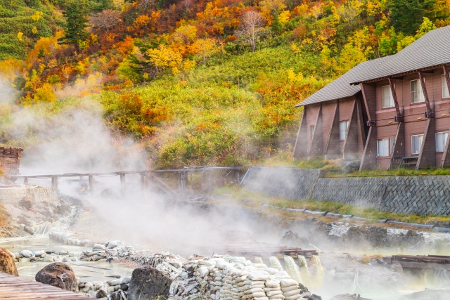 湯治場である秋の玉川温泉